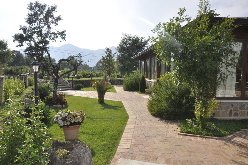 Borgo Patierno Guest House Conca della Campania Екстериор снимка
