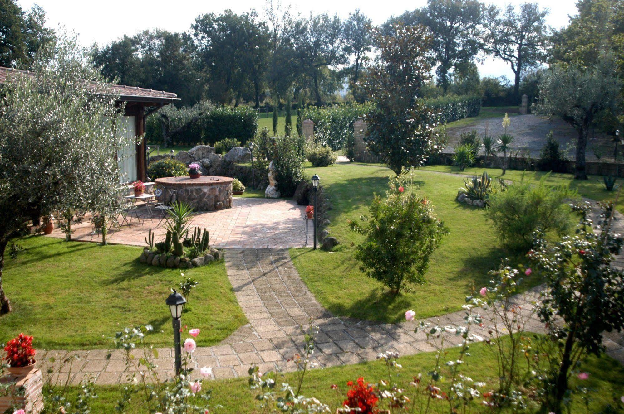 Borgo Patierno Guest House Conca della Campania Екстериор снимка